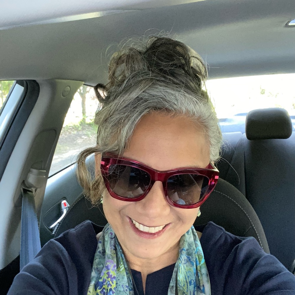 Meet your Posher, Tami
